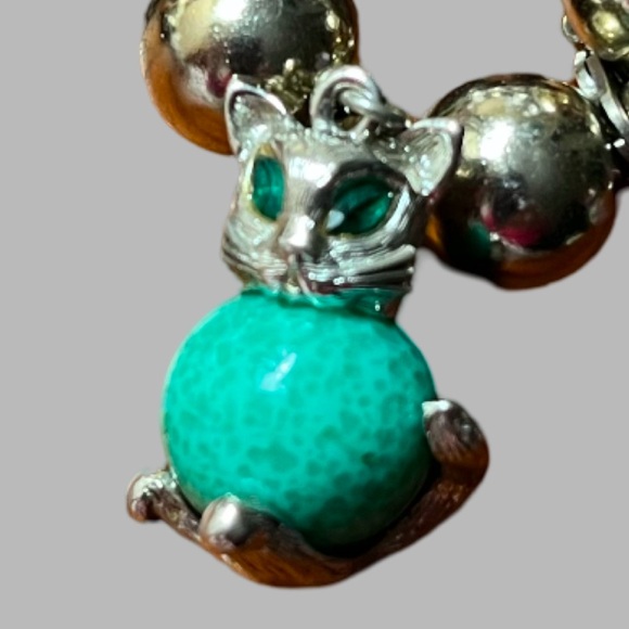 Vintage Monet Bracelet Rare with Charms Silver Tone Signed - Picture 12 of 14